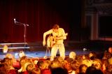 Solo a l opera theatre 24 * 5616 x 3744 * (7.13MB)